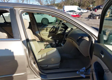 2004 Honda Accord 2.4 Lx from USA, damaged, VIN 3HGCM56394G705883